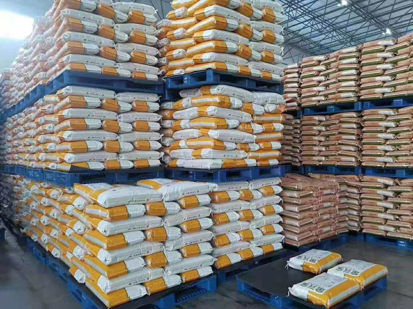 1743041107140723.jpg 金元寶大米倉(cāng)庫(kù)碼垛應(yīng)用.jpg